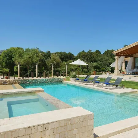Near Golf Of Holiday home